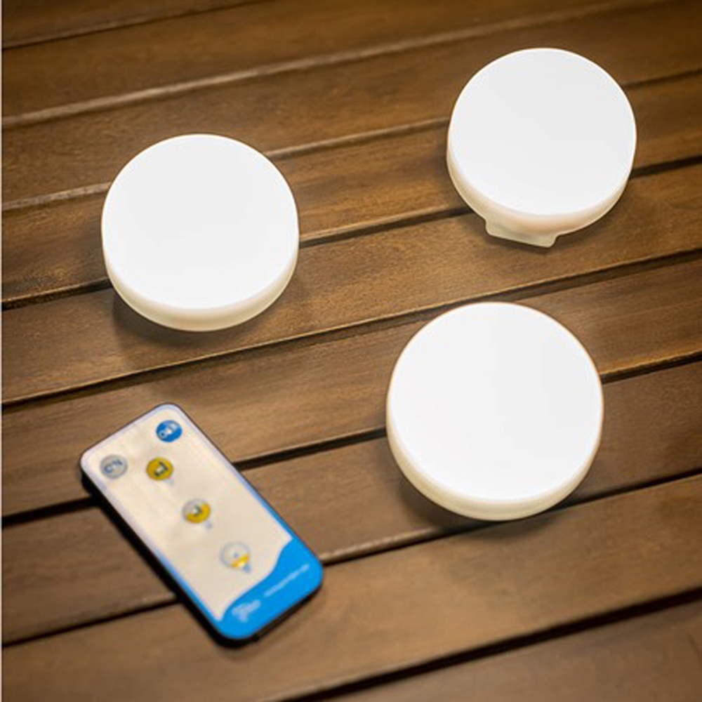 Cherry Mini is perfect for illuminating hard to reach areas or where you don't have an electrical outlet.